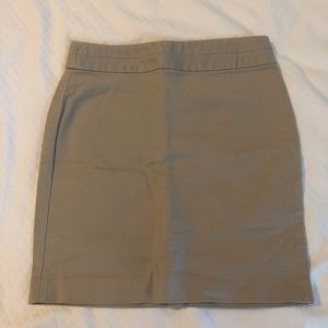 Banana Republic Khaki Skirt Size 00P